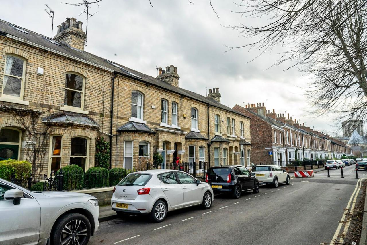 7 St John'S Crescent Vila York Exterior foto